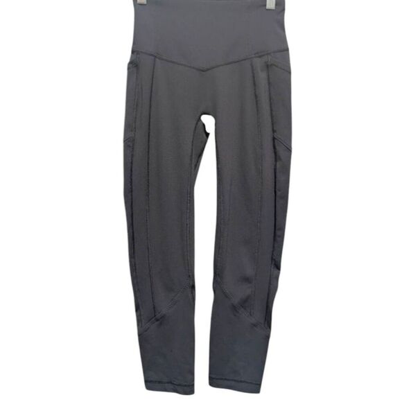 LULULEMON ATHLETICA All The Right Places Crop II '23" In Black Size 4 - Picture 6 of 7